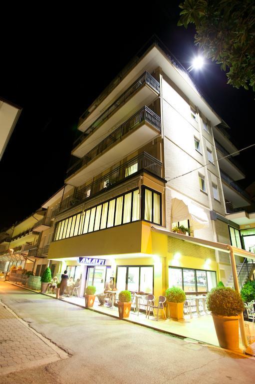 Hotel Amalfi Bellaria-Igea Marina Exterior foto
